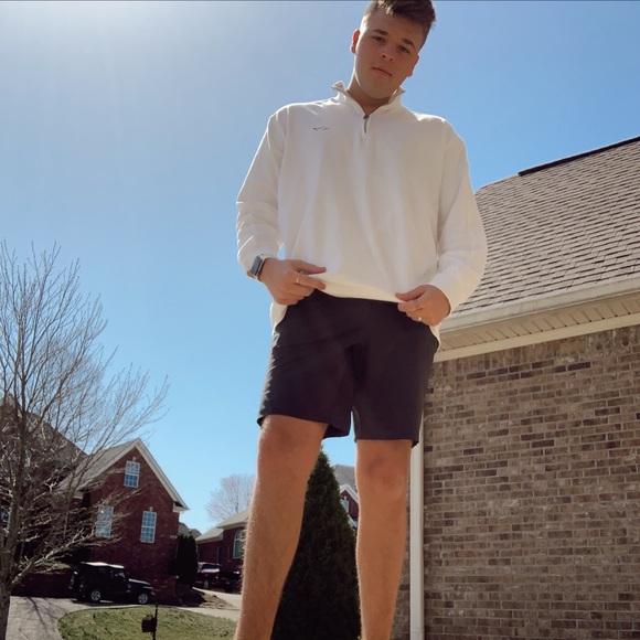 half zip pull over - Picture 2 of 4